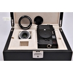 ZEISS IKON BUNDLE PROMOTION! ZEISS IKON BODY CAMERA + ZEISS 35MM F/2.8 C BIOGON T* + ZEISS 35/50MM ZM LENS SHADE! AVAILABLE IN BLACK OR SILVER!