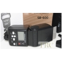 NIKON SB-600 AF SPEEDLIGHT FLASH UNIT USED-MINT